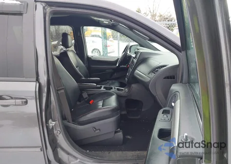 2017 Dodge Grand Caravan Gt from USA, damaged, VIN 2C4RDGEGXHR847555